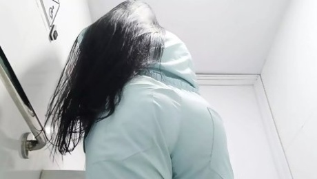 Nurse recorded by amateur camera (doctor's office)