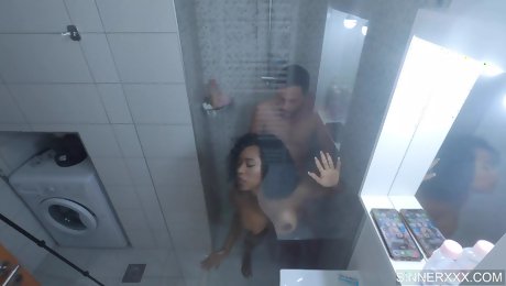 BLACK MILF DESTROYED IN SHOWER - INTENSE SEX WITH WITH BOOTY EBONY KIKI MINAJ